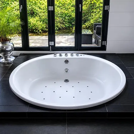 Villa Haarlem Amsterdam With Jacuzzi Vijfhuizen