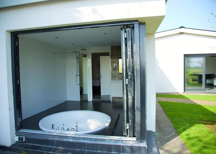 Between Haarlem&amsterdam *