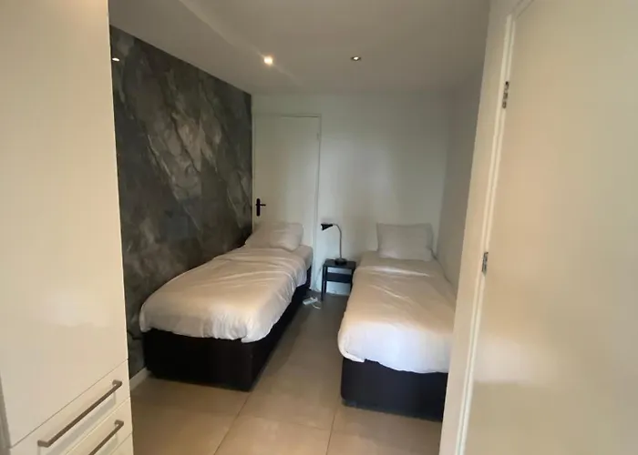 Villa Haarlem Amsterdam With Jacuzzi Vijfhuizen